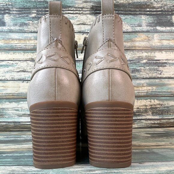 Frye and Co Harness Ankle Boot 9.5 Beige Western Zip Cowgirl Block Heel Booties - Picture 7 of 12